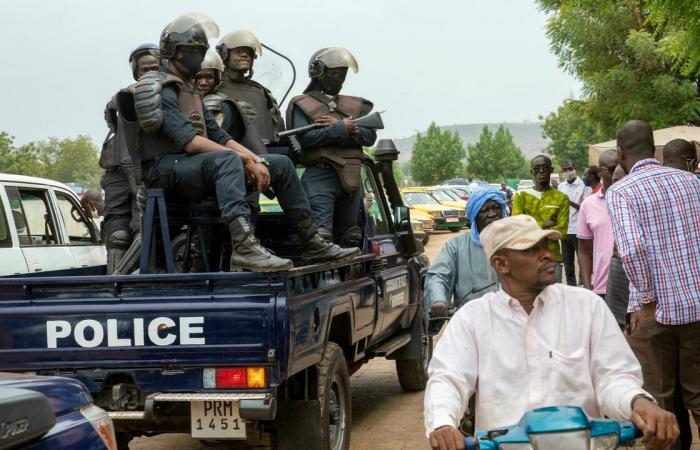 Hội đồng quân sự Mali đề xuất lộ trình mới về việc khôi phục quyền lực dân sự